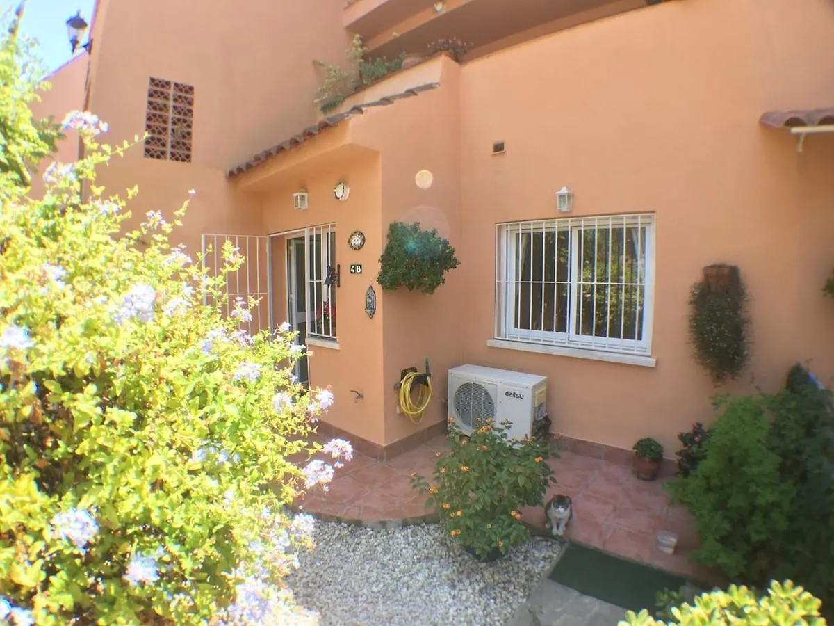 2236-Lovely Groundfloor With Pool View Casares Appartamento