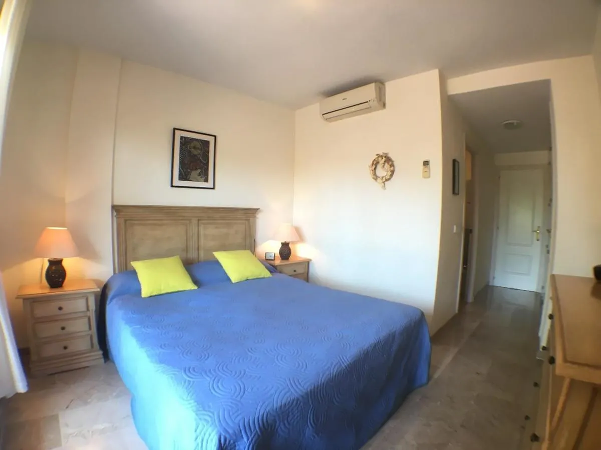 2236-Lovely Groundfloor With Pool View Casares 0*,