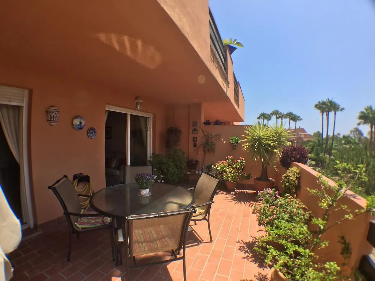2236-Lovely Groundfloor With Pool View Casares Ισπανία